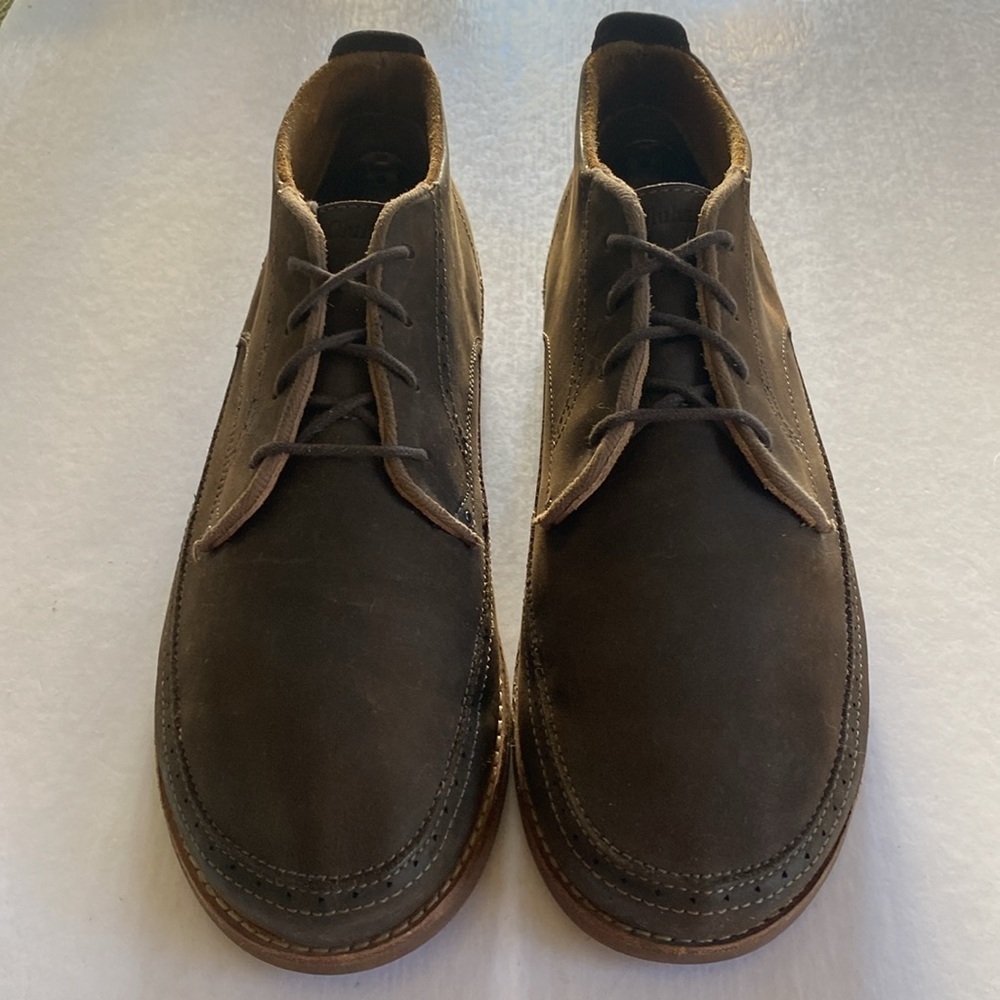 OLUKAI Men’s Brown Leather Boots Size 10 M